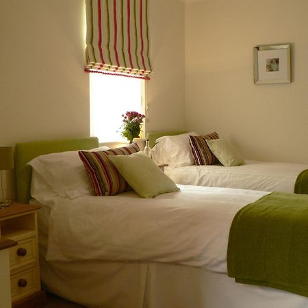 פנרית' Ashberry Guest House מראה חיצוני תמונה