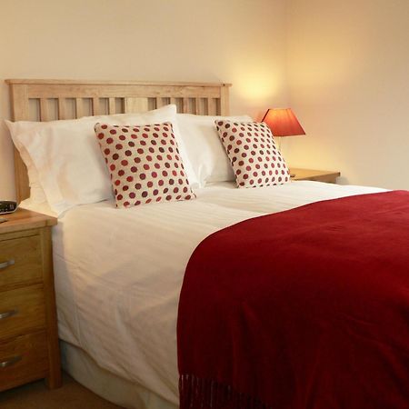 פנרית' Ashberry Guest House מראה חיצוני תמונה