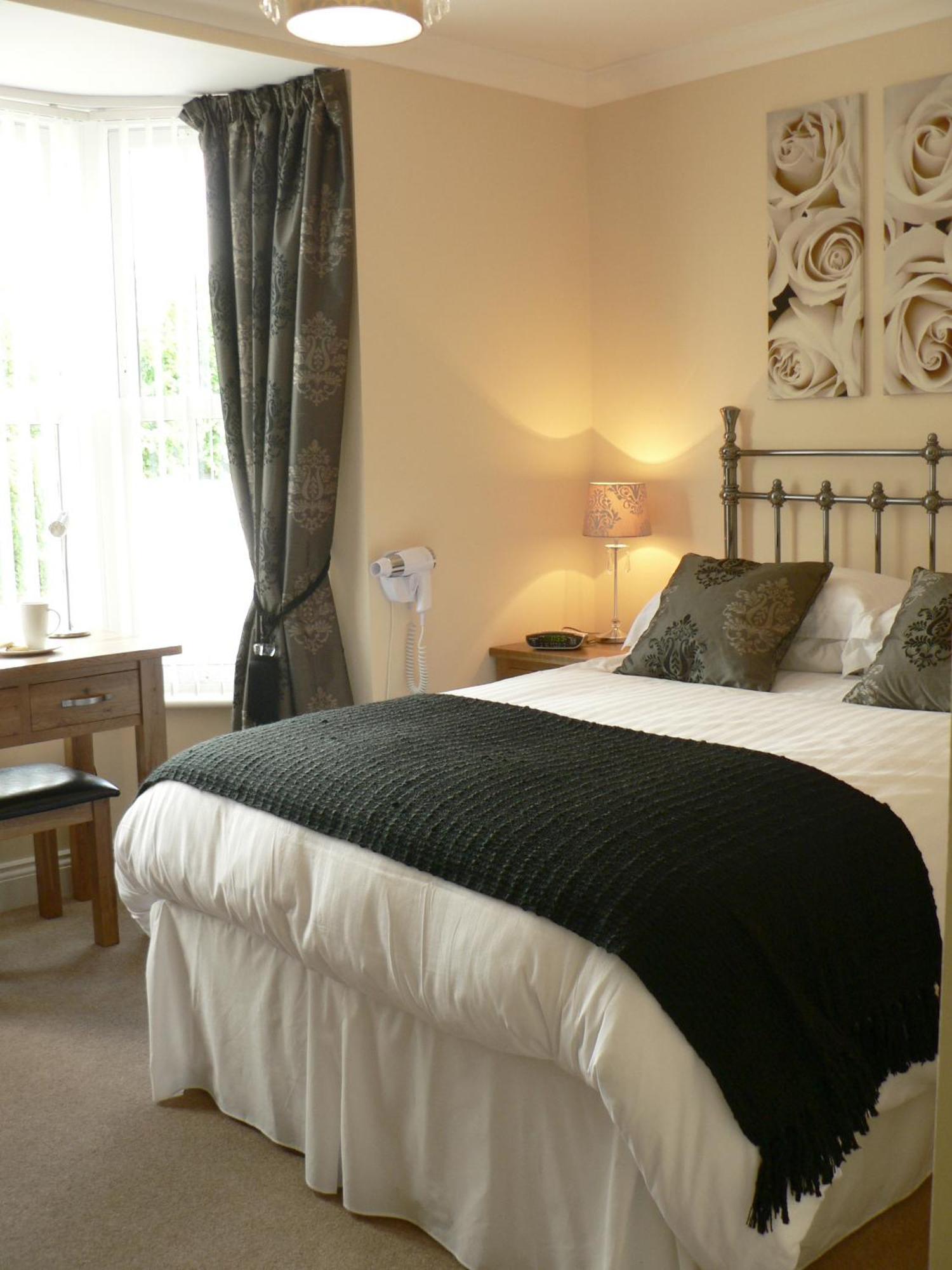 פנרית' Ashberry Guest House מראה חיצוני תמונה