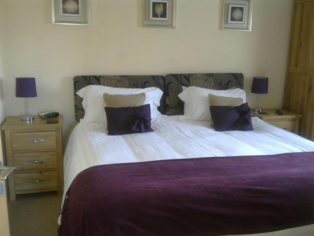 פנרית' Ashberry Guest House חדר תמונה